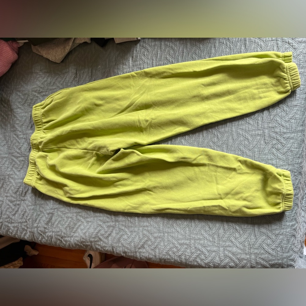 Small Joggers